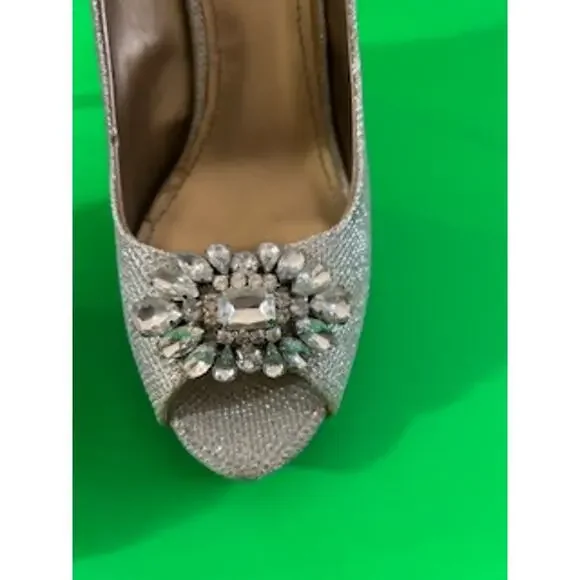 Badgley Mischka Belle Silver 3" Heels Stiletto Pumps Jewel Detail Size 9 - Picture 4 of 9